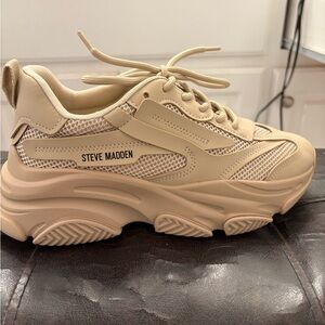Steve Madden Beige Chunky Sneakers